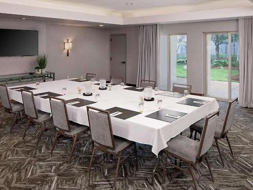 Embassy Suites by Hilton Boston Marlborough