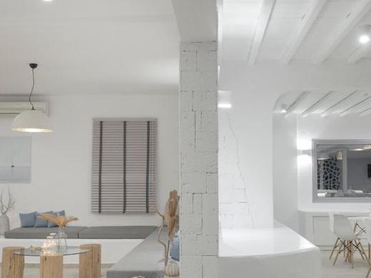 Mykonos Essence Hotel