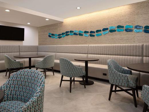 DoubleTree Suites by Hilton Orlando - Disney Springs Area