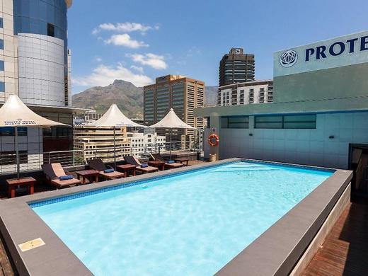 Protea Hotel by Marriott Cape Town North Wharf