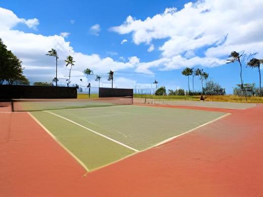 Maui Schooner Resort