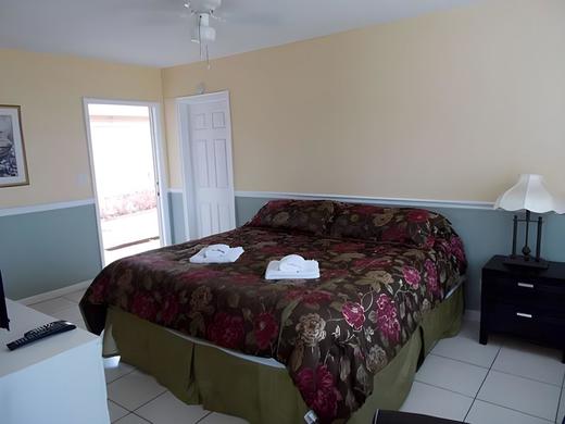 The Dolphin Hollywood