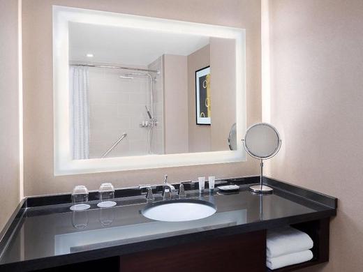 The Westin Baltimore Washington Airport