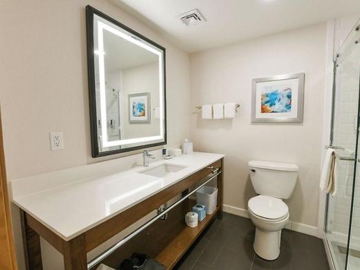 Four Points by Sheraton Wakefield Boston Hotel & Conference Center