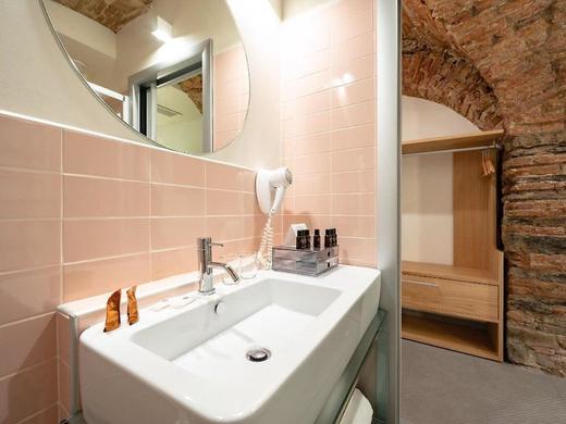 Avenue Boutique Hotel