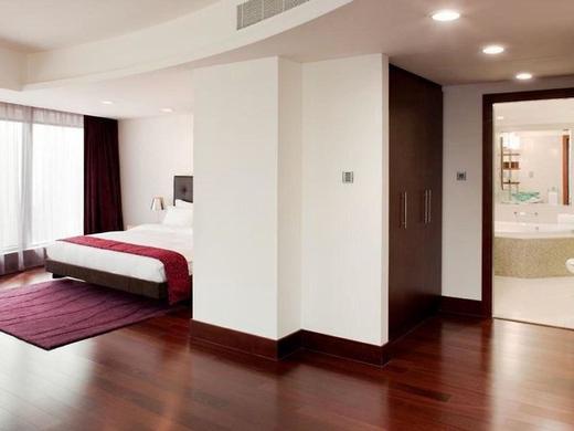 Jumeirah Living World Trade Centre Residence