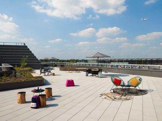 Moxy Cologne Bonn Airport