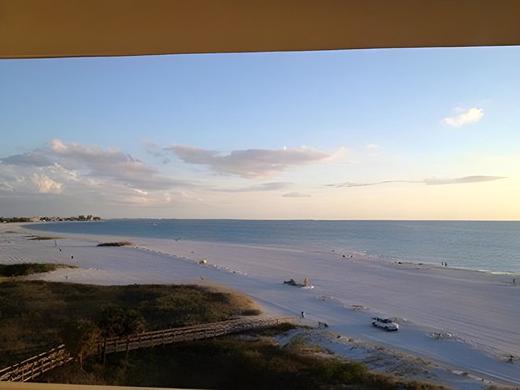 Sunset Vistas Beachfront Suites