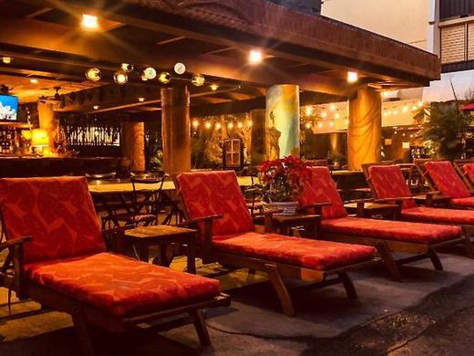 Castle Bamboo Waikiki Hotel