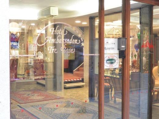 Hotel Ambassador Tre Rose