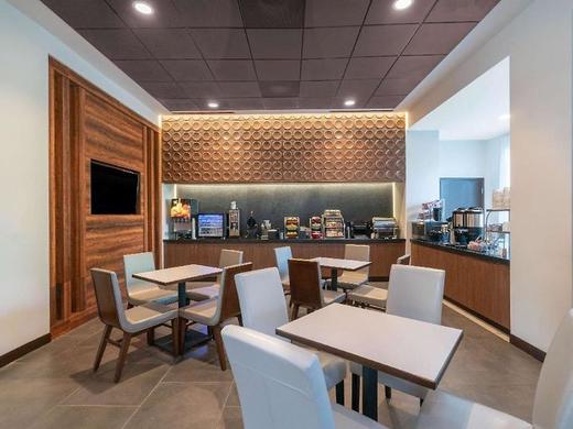 Hampton Inn San Jose Cherry Ave