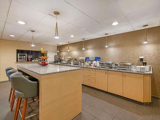 Best Western on the Avenue