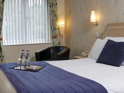 Best Western Calcot Hotel