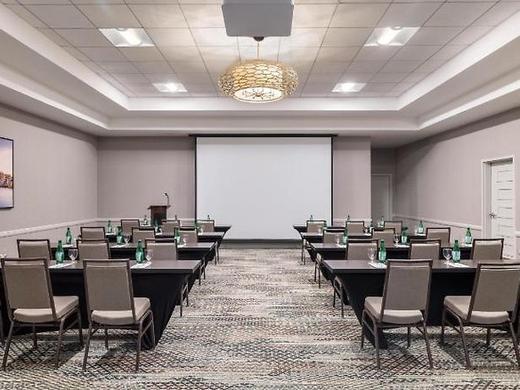 Hilton Garden Inn Shirlington