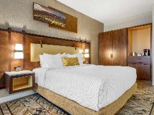 Hotel Centro Sonoma Wine Country, Tapestry By Hilton