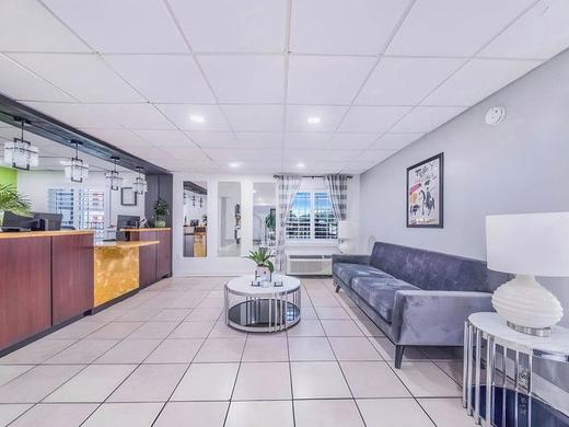 Seasons Florida Resort