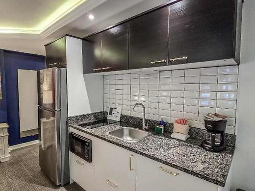 Island House Resort Hotel