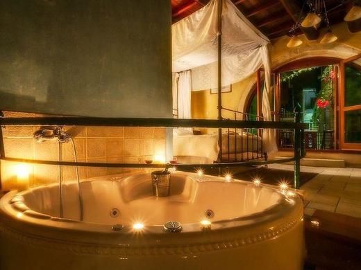 Ifigenia by Captain Vasilis