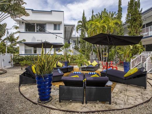 Beachside All Suites Hotel