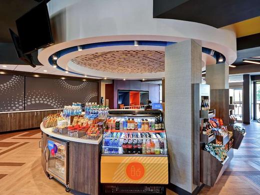 Tru by Hilton Denver