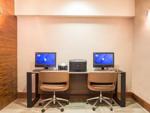 Four Points by Sheraton Downtown Seattle Center