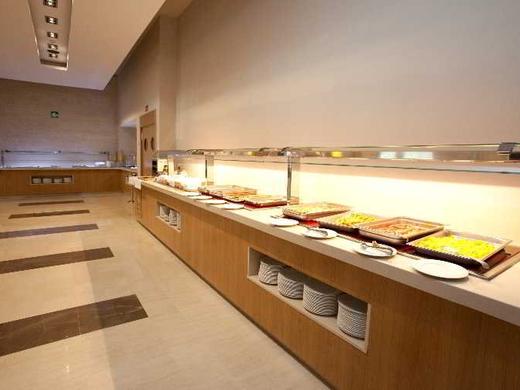 M.A. Hotel Sevilla Congresos