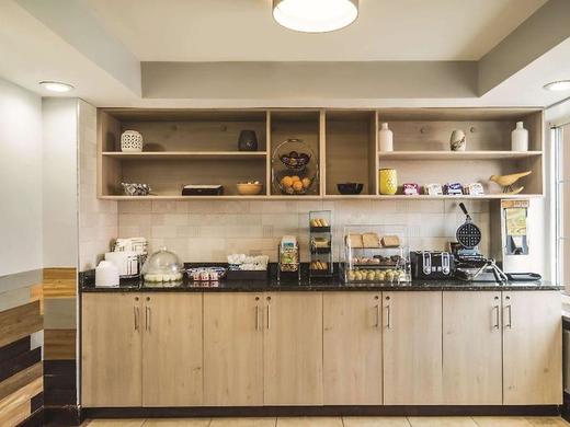 La Quinta Inn & Suites by Wyndham Brooklyn Downtown