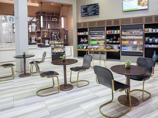 DoubleTree by Hilton Newark