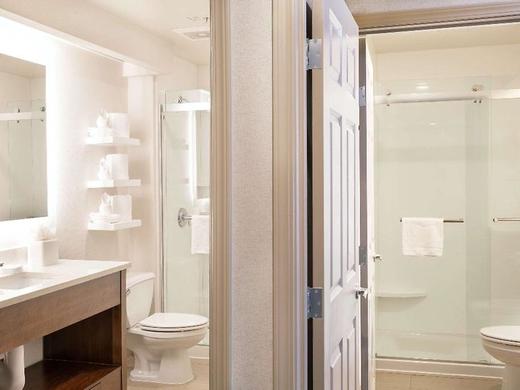 Hampton Inn & Suites Seattle-Downtown