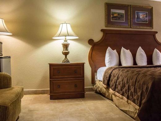 Rodeway Inn Near Ybor City - Casino