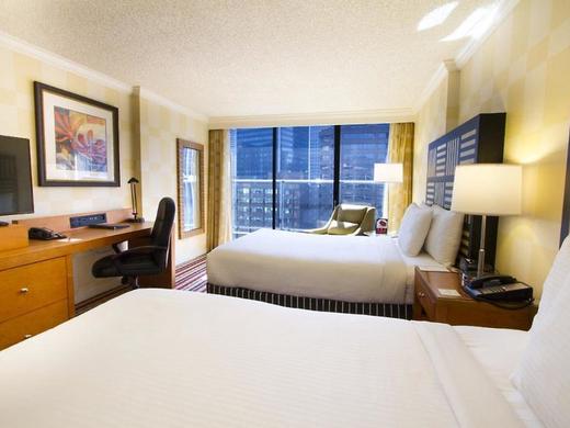 Pinnacle Hotel Vancouver Harbourfront