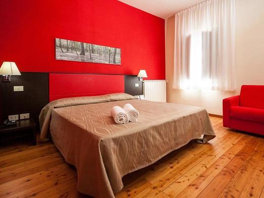 Hotel Casale La Sterpaia