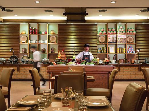 Mövenpick Suriwongse Chiang Mai