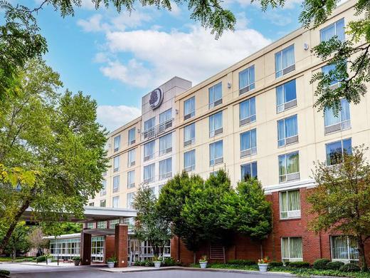 DoubleTree Club by Hilton Hotel Boston Bayside