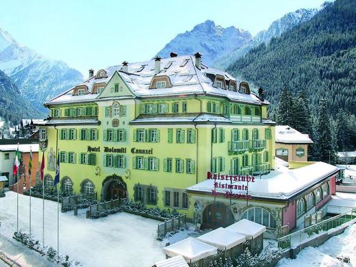 Schloss Hotel Dolomiti