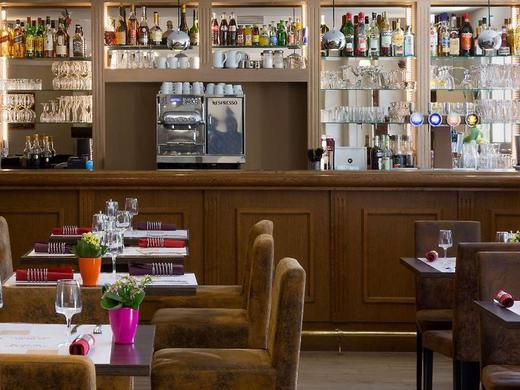 Best Western Blanche de Castille Dourdan