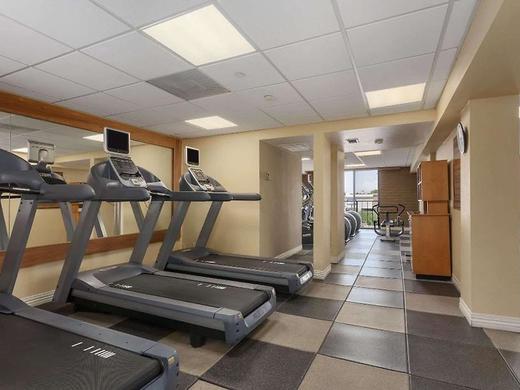 Embassy Suites by Hilton Phoenix Airport at 24th Street