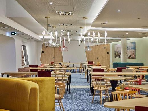 Hampton by Hilton Barcelona Fira Gran Via