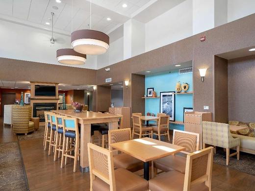 Hampton Inn & Suites Madera