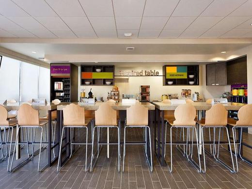 Home2 Suites by Hilton Denver West - Federal Center, CO