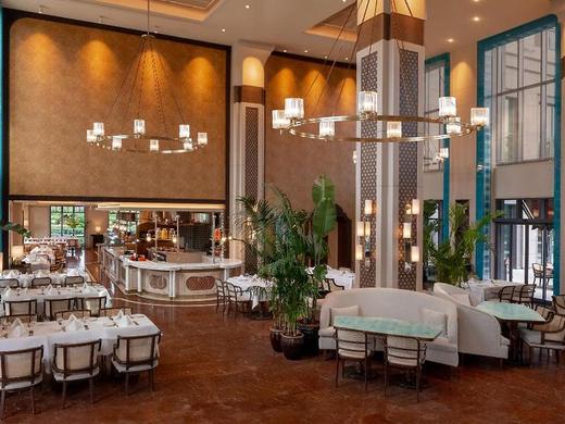 Altunizade Suites Istanbul, Curio Collection By Hilton