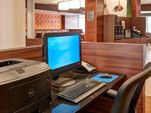 Fairfield by Marriott Inn & Suites Detroit Troy