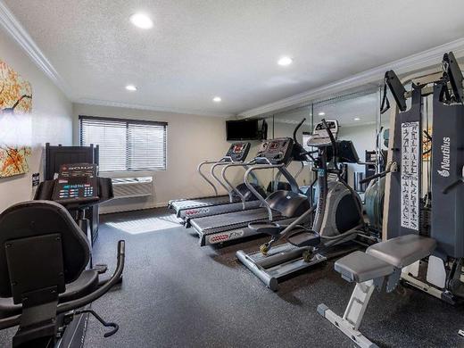 Best Western Town & Country Lodge