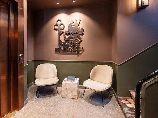 Hypernym Luxury Apartments