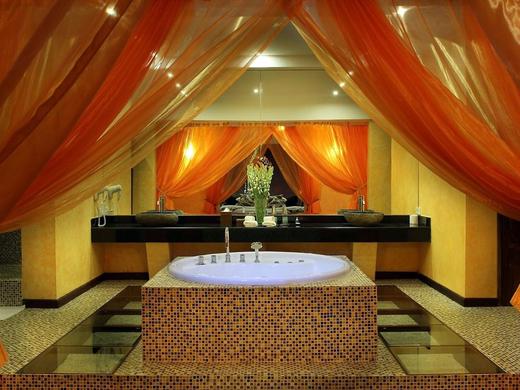 Kupu Kupu Jimbaran Hotel & Beach Club