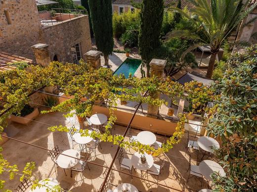 Yartan Boutique Hotel