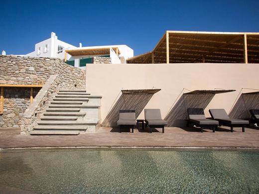 Amazon Mykonos Resort & Spa