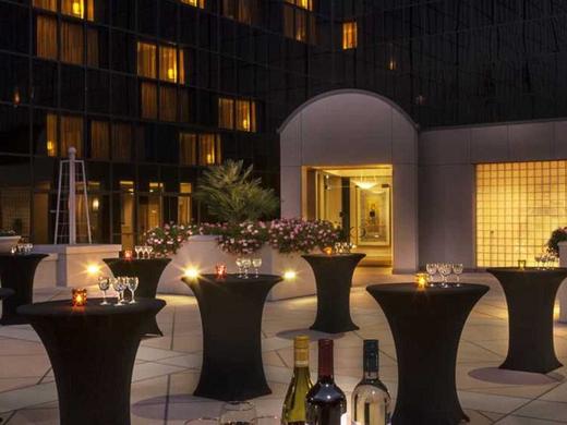 Hilton Los Angeles Airport