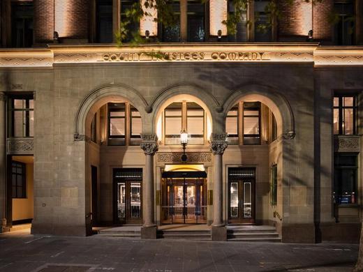 Hilton Melbourne Little Queen Street