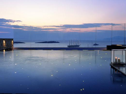 Myconian Korali Relais & Chateaux